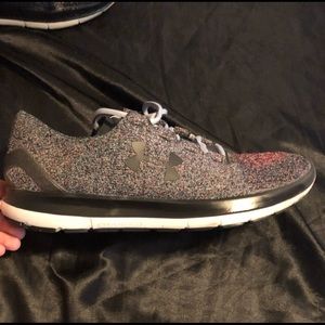 Men’s Under Armor running shoes